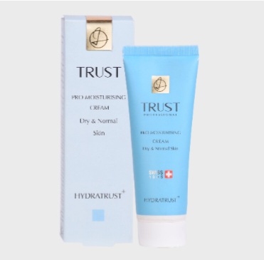 کرم آبرسان پوست خشک و نرمال